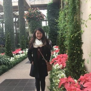 Meet your Posher, Joann